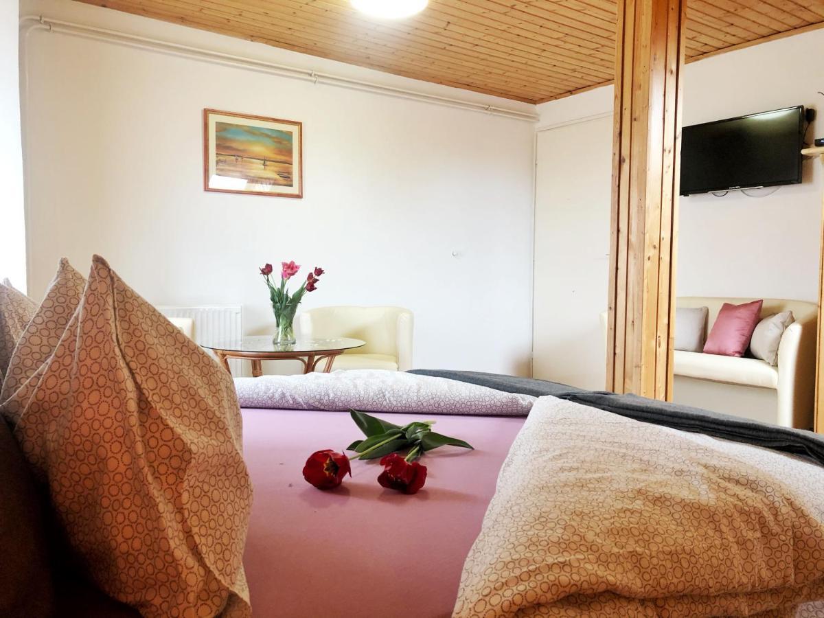 Balaton Apartman פלוזנק מראה חיצוני תמונה