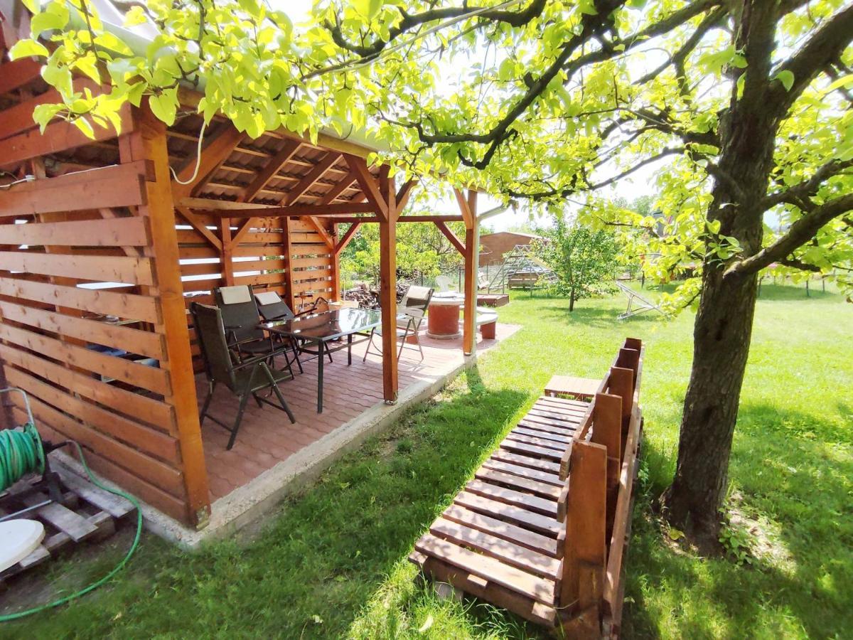Balaton Apartman פלוזנק מראה חיצוני תמונה